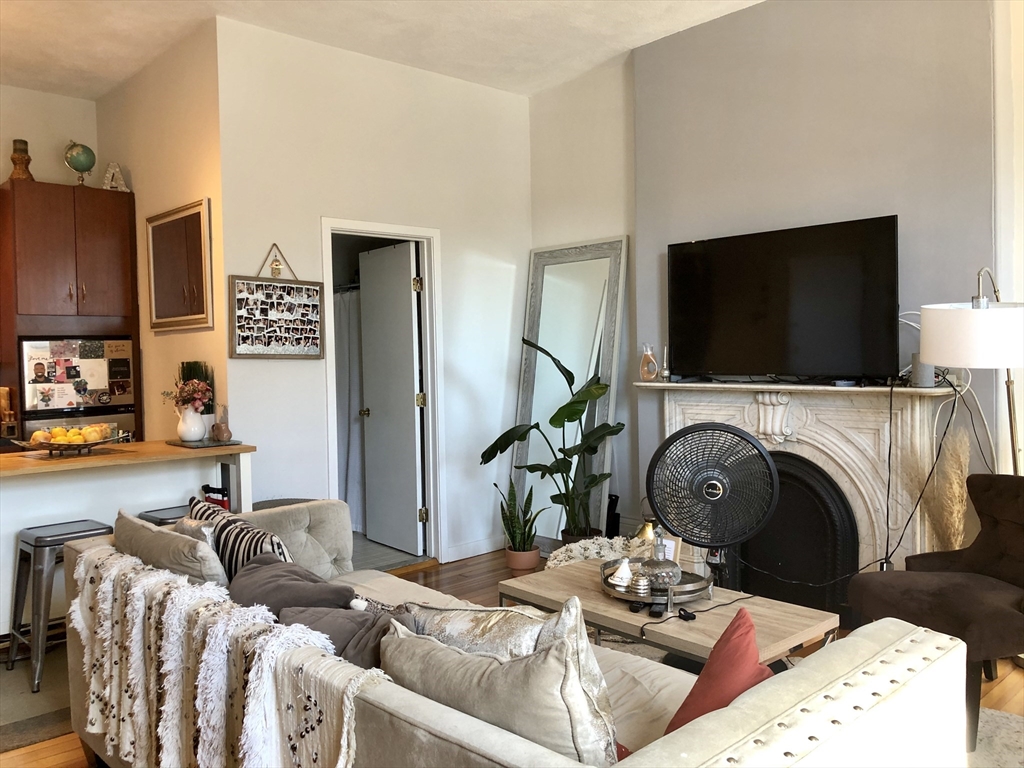 701 Massachusetts Ave, South End