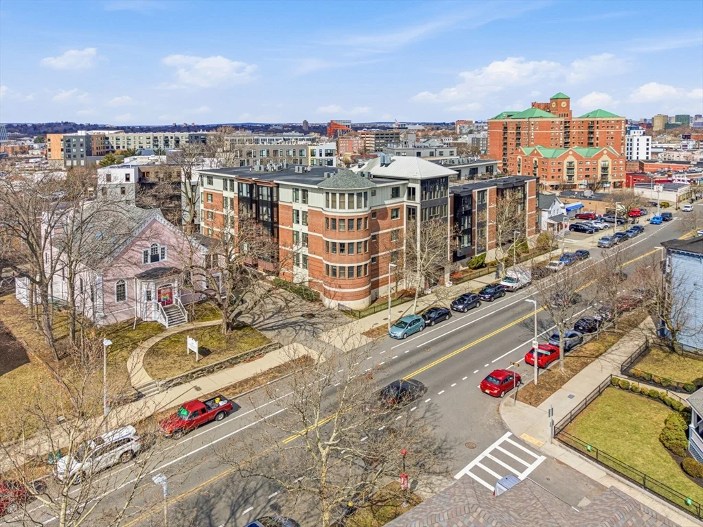 533 Cambridge St, Allston