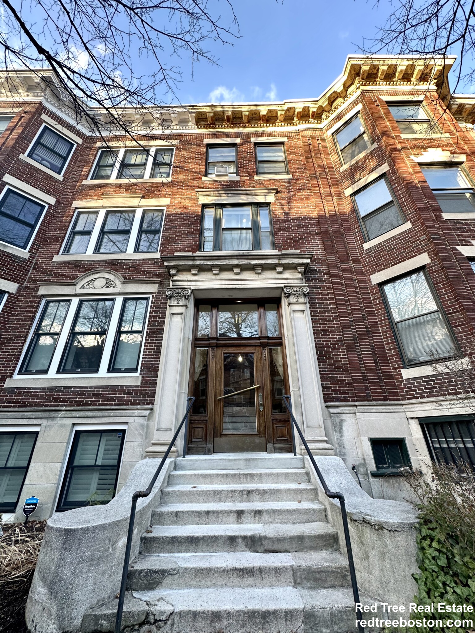 11 Euston St, Brookline