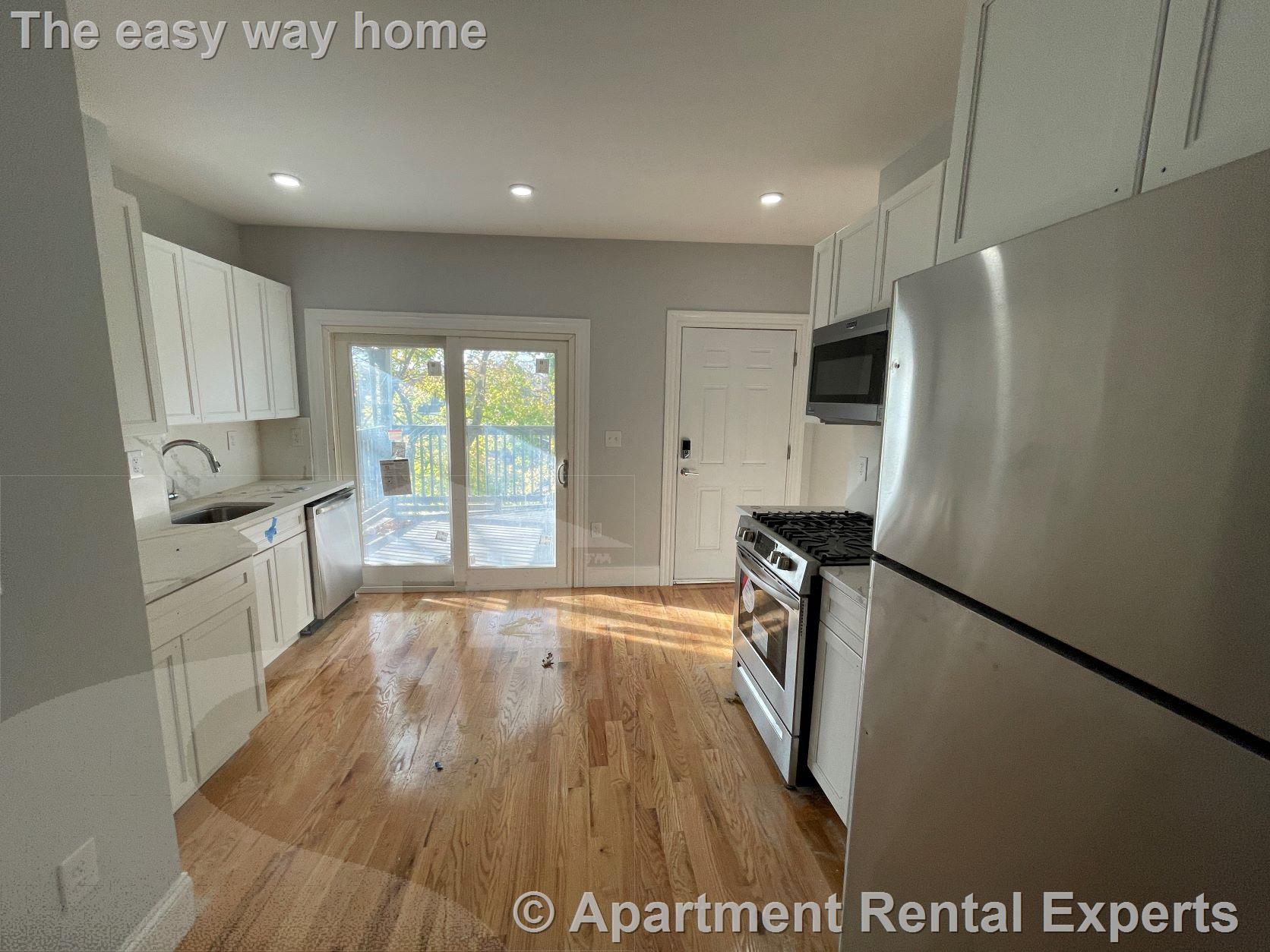 372 Oxford St, Porter Square