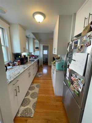 34 Leonard St, Tufts