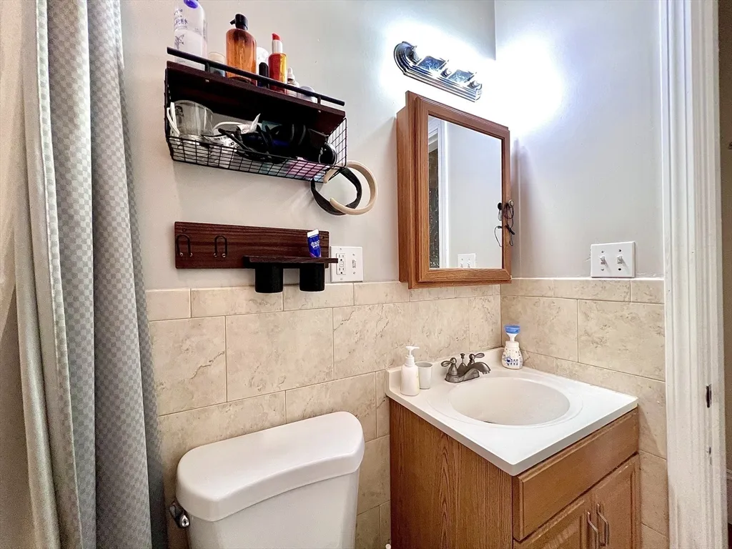 148 Strathmore Rd, Brighton