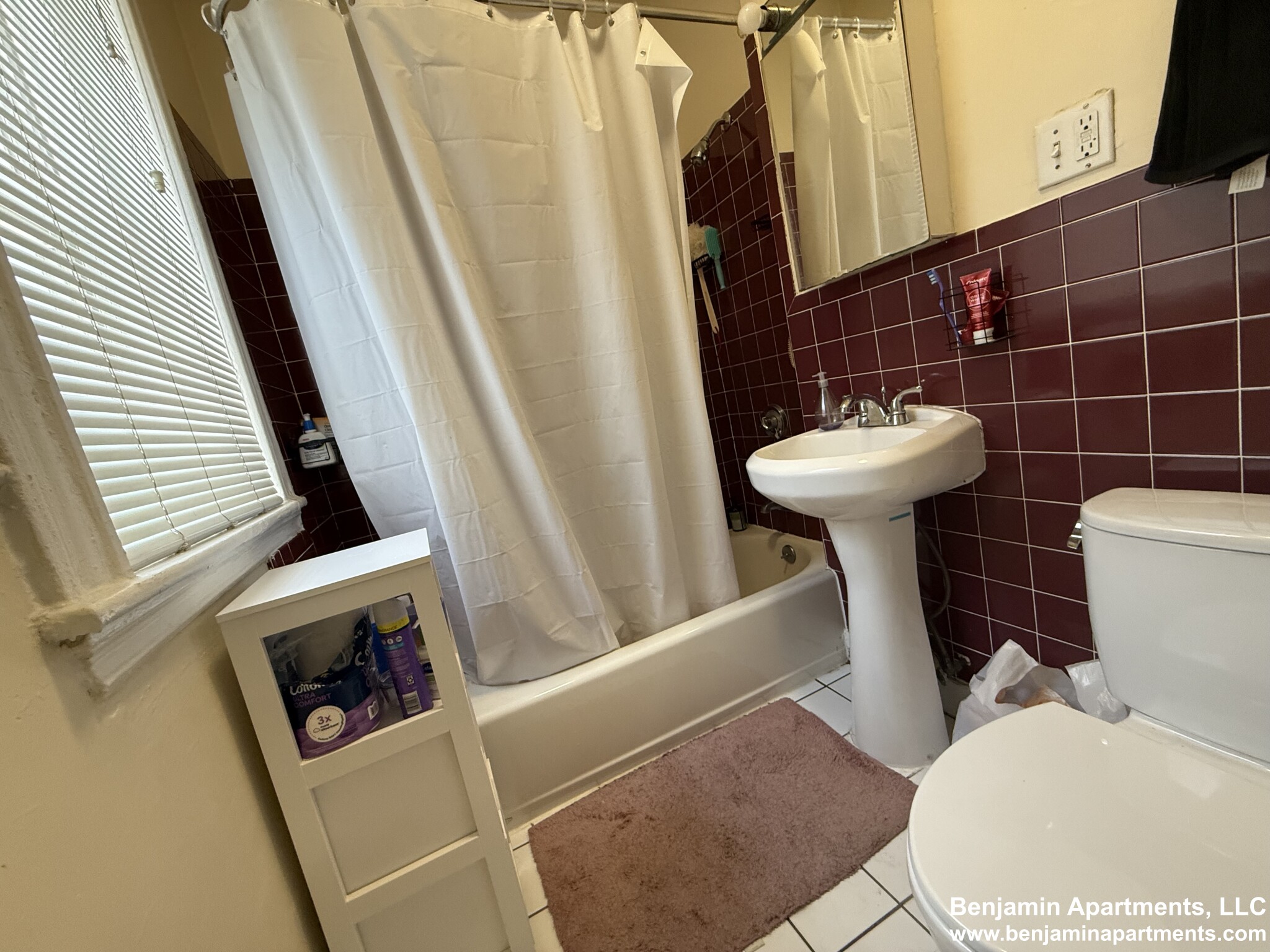 883 Huntington Ave, Mission Hill