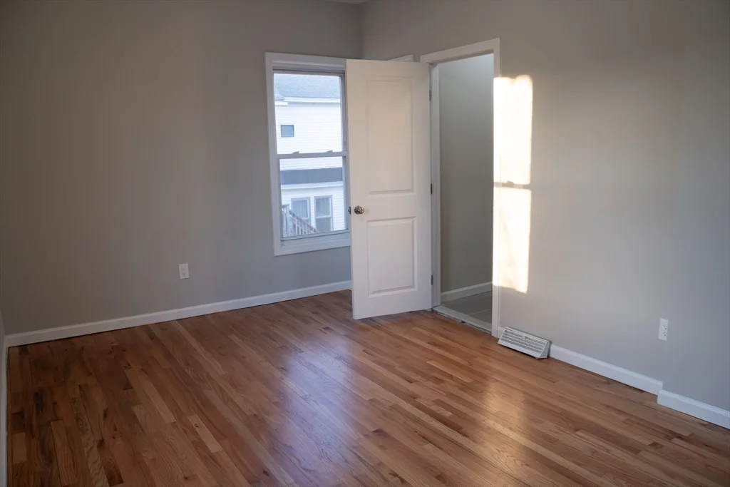 57 Cottage St, Athol