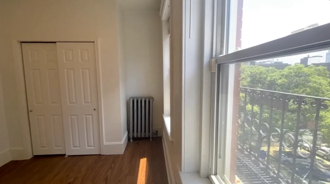 58 Hemenway St, Fenway