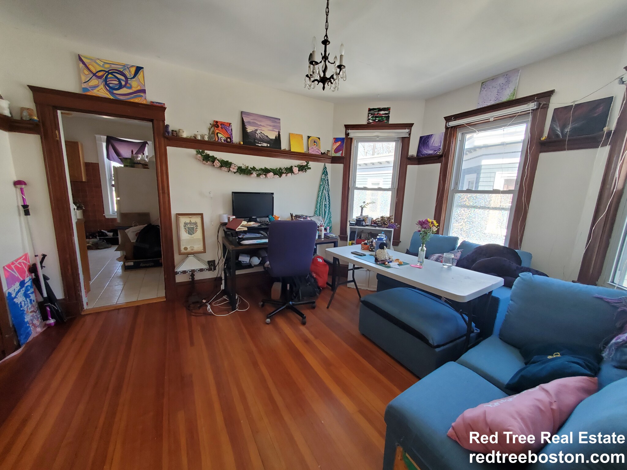 385 Pond Ave, Brookline