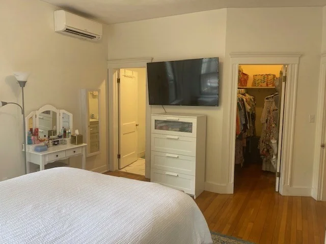 1038 Beacon St, Coolidge Corner