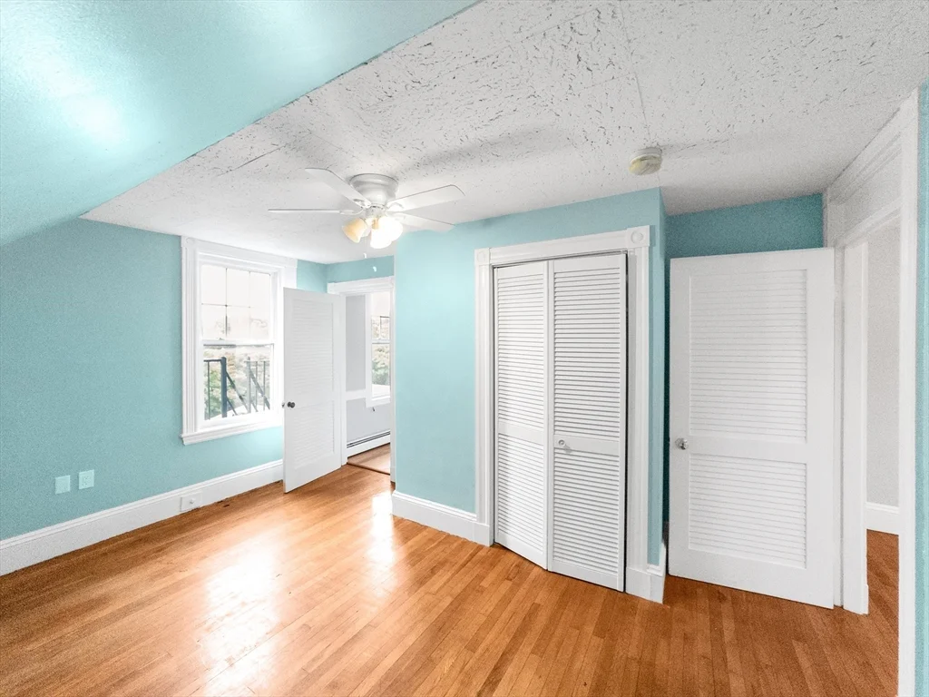 4 Buckley Ave, Jamaica Plain