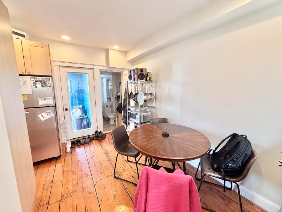 143 Thorndike St, East Cambridge