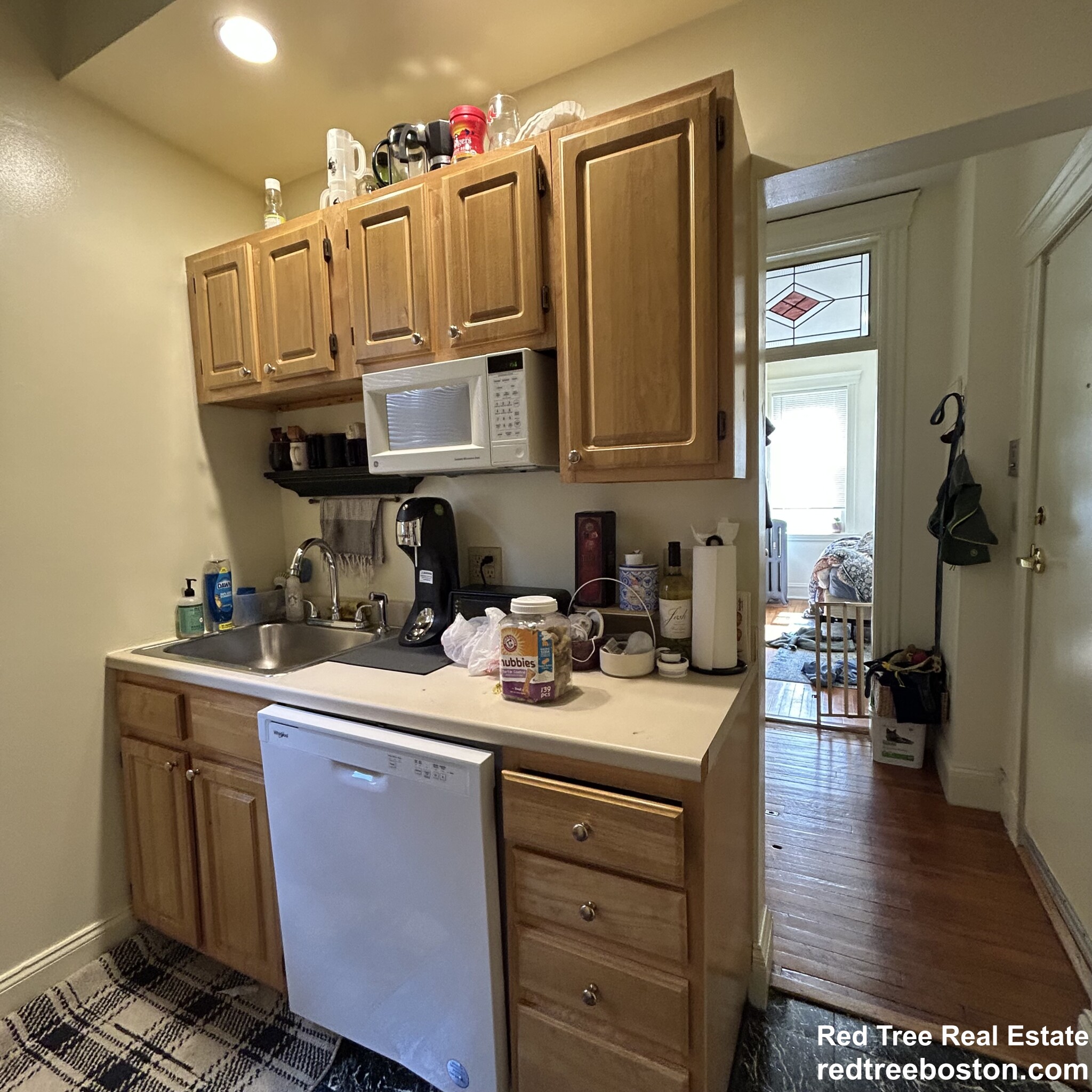 124 Peterborough St, Fenway