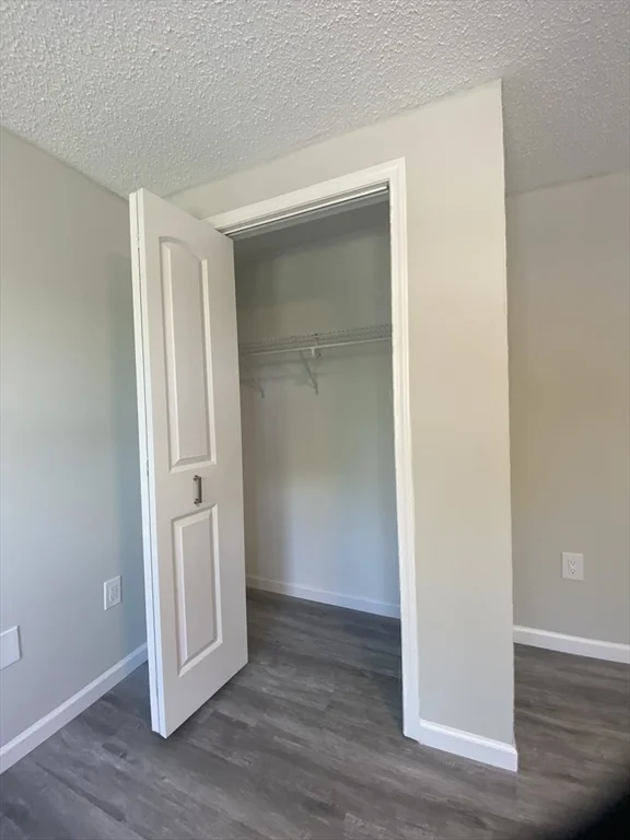270 Sunderland, Worcester