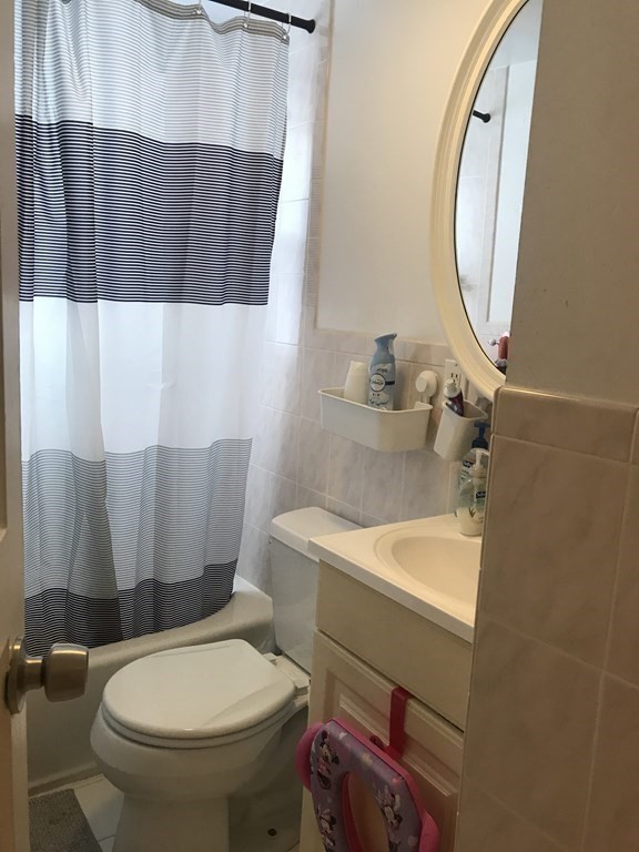 53 Elinor Rd, Newton Highlands