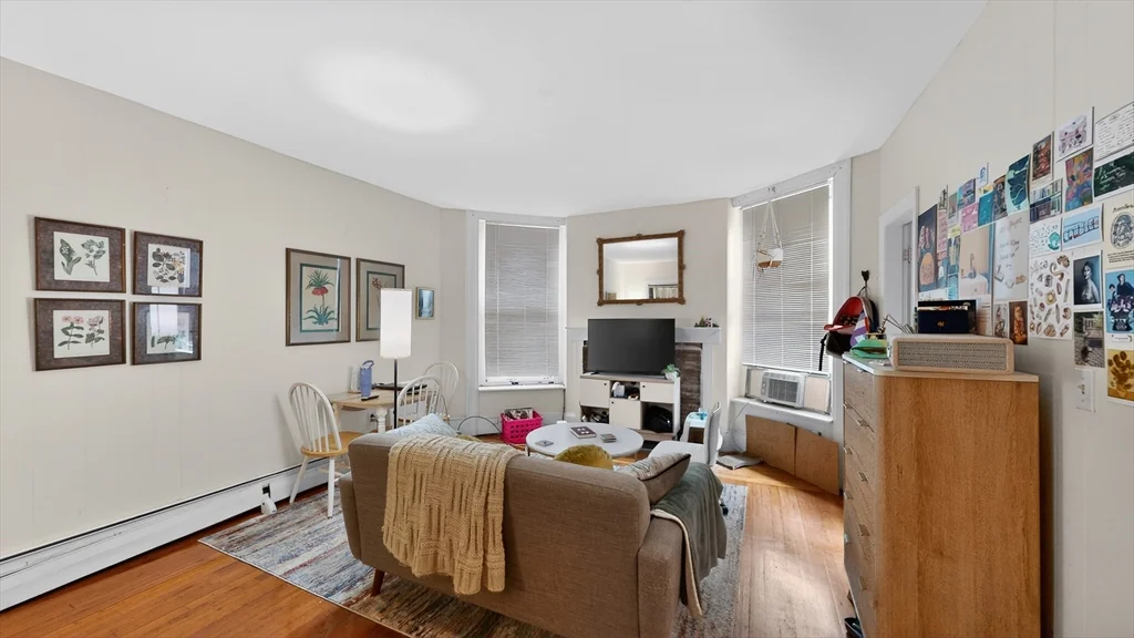 1063 Beacon St, Coolidge Corner