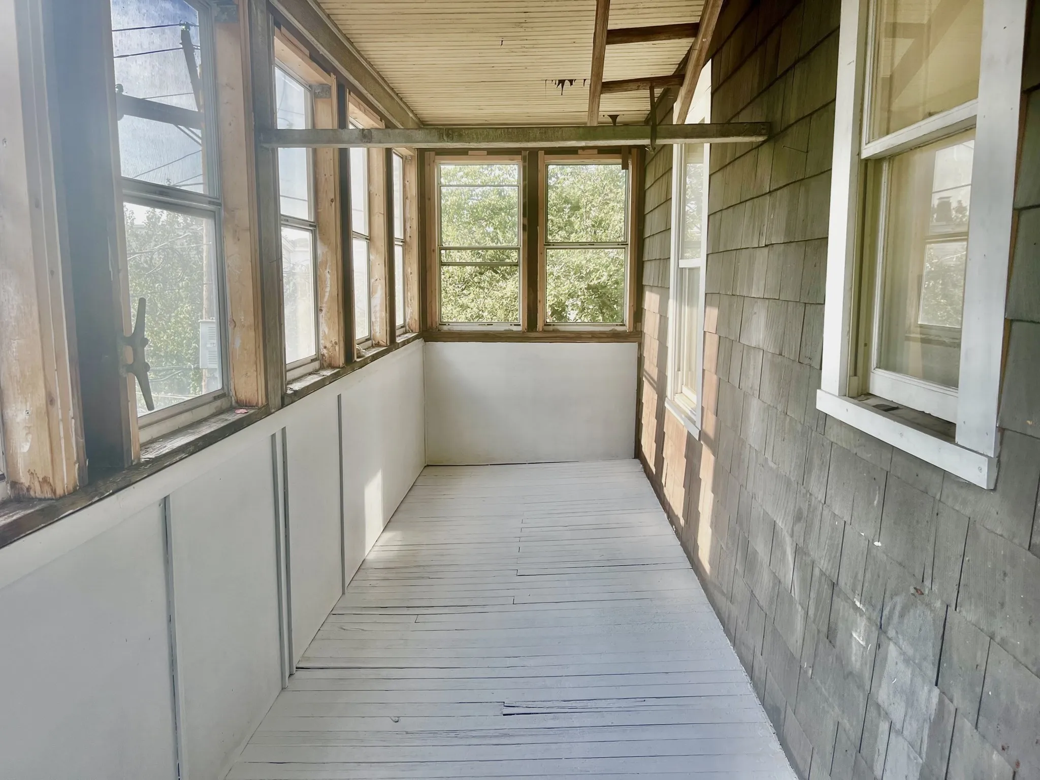 5 Magnus Ave, Ward Two