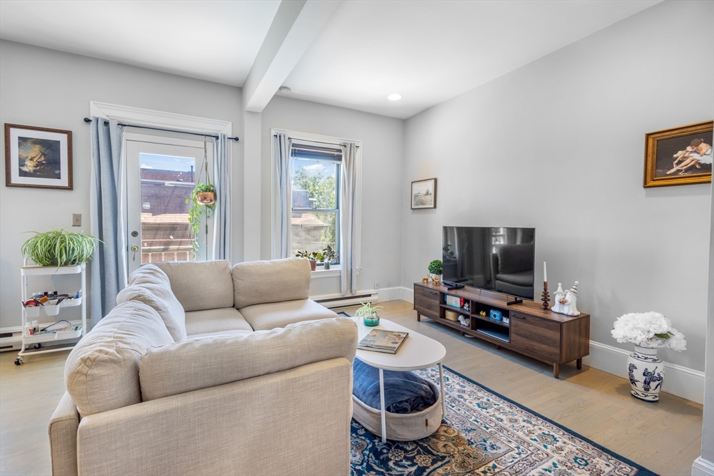 762 Tremont St, South End