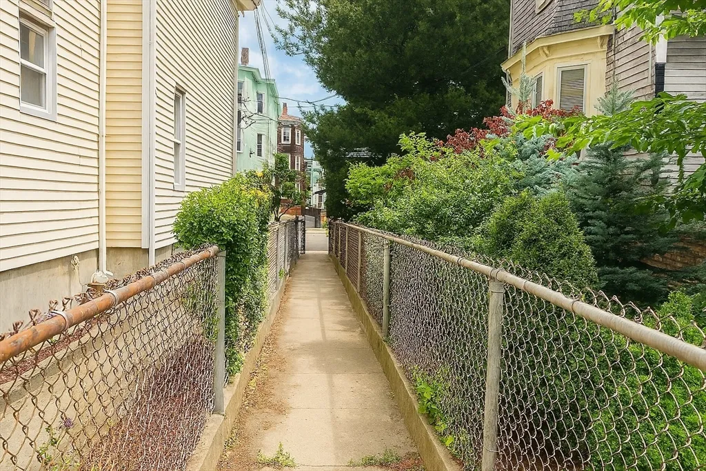 101 Prospect St, Ward Two