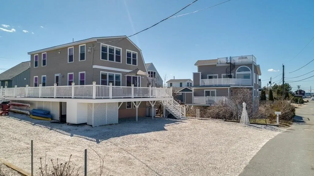 99 North Reservation Terr, Plum Island