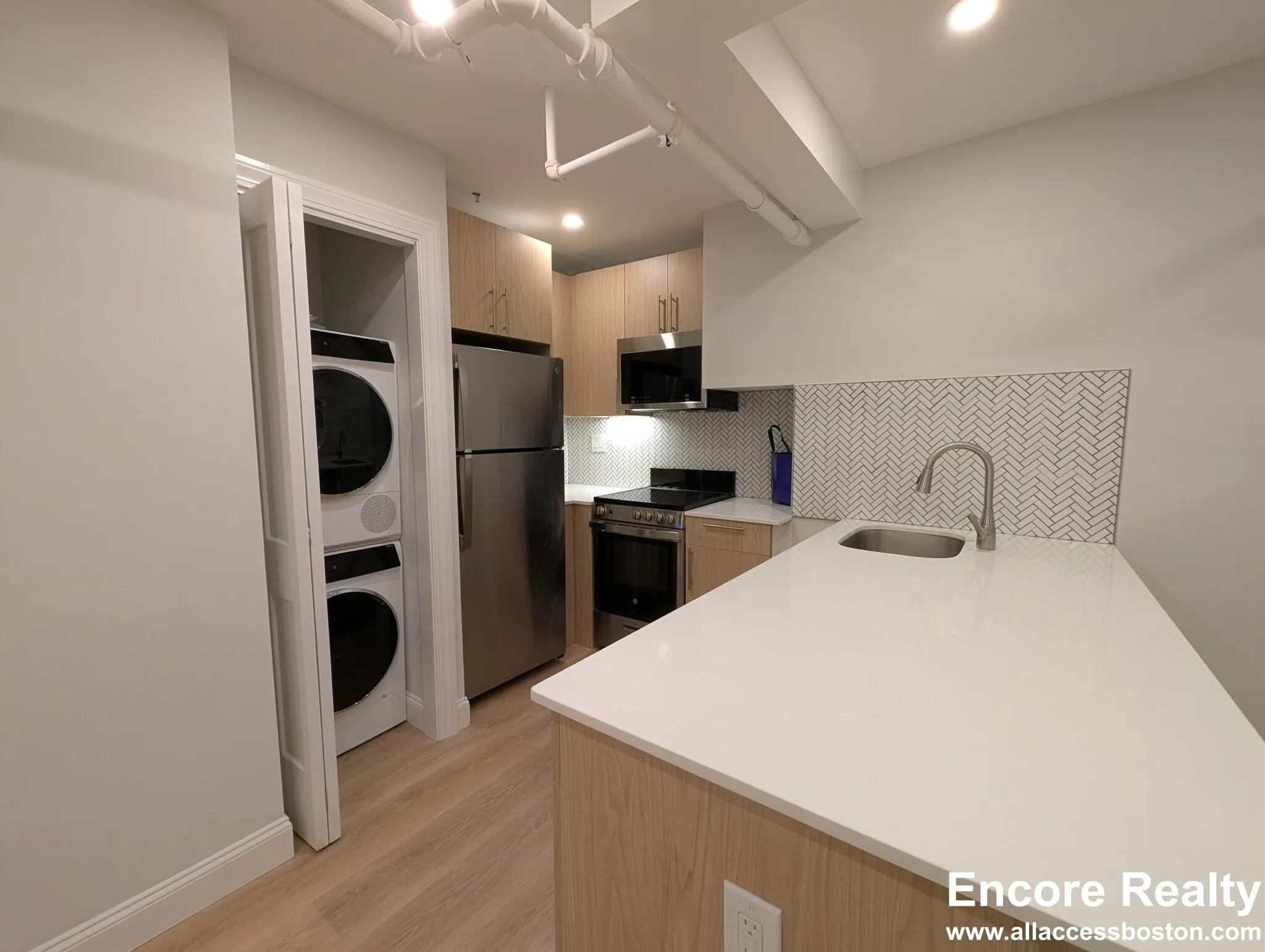 2 Joy St, Beacon Hill