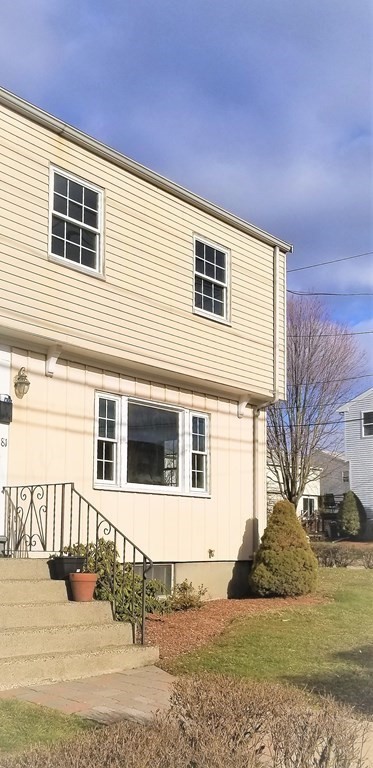 181 Warren St, Watertown