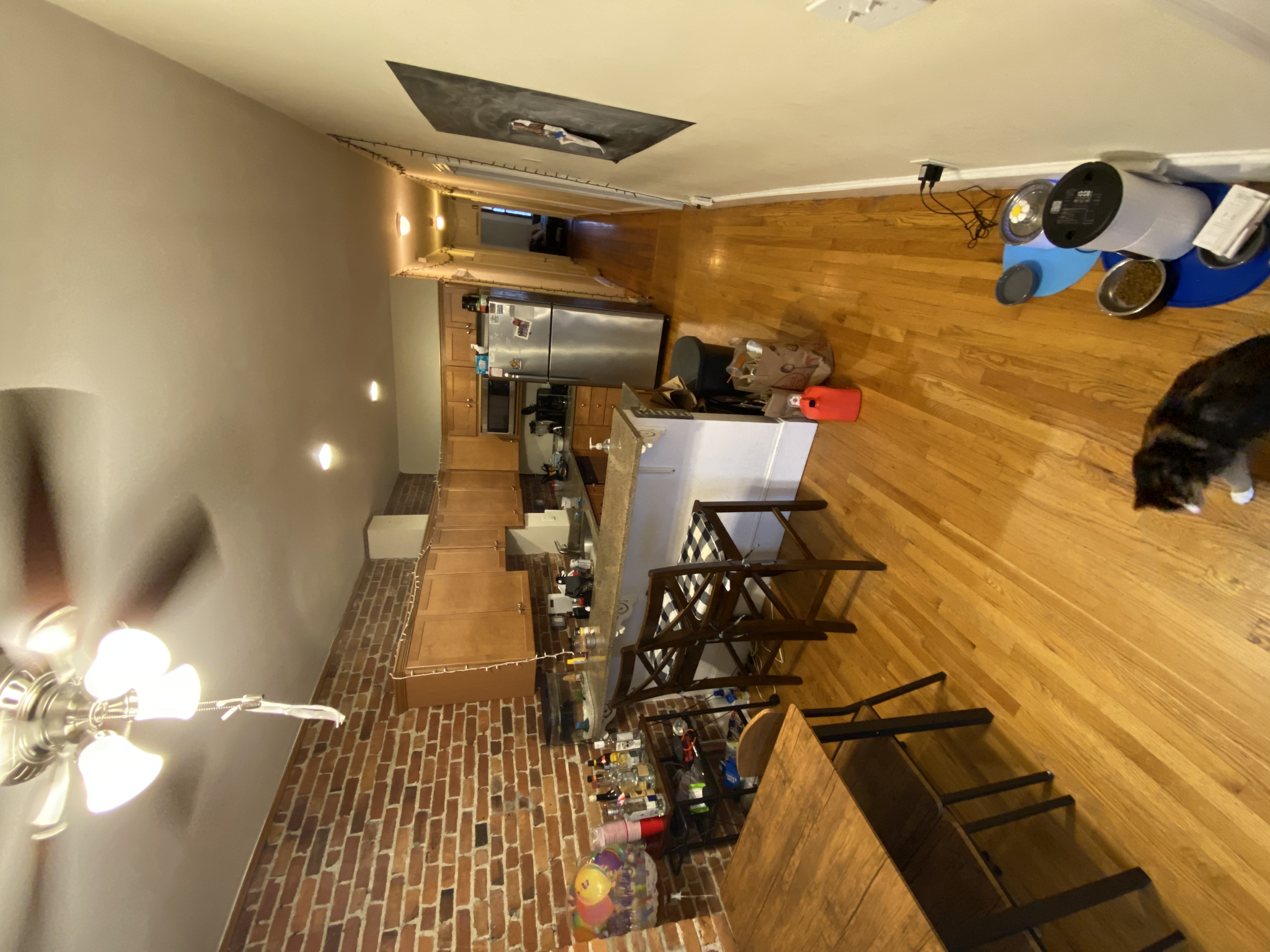 3 bed, 1 bath apartment for rent at 145 L St Unit 1, South Boston — photo 3 of 11