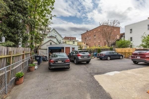 309 Columbia, Wellington-Harrington