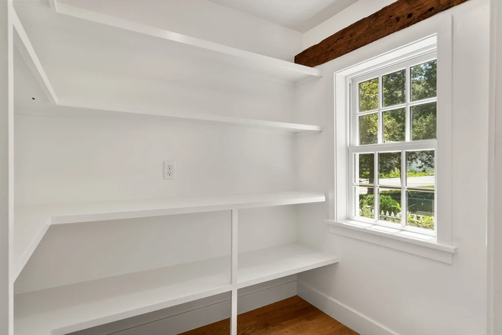 157 Farm Rd, Sherborn