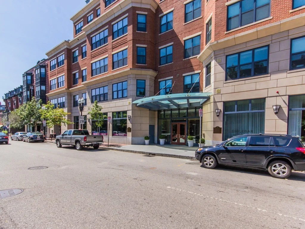 303 Columbus Ave, Back Bay