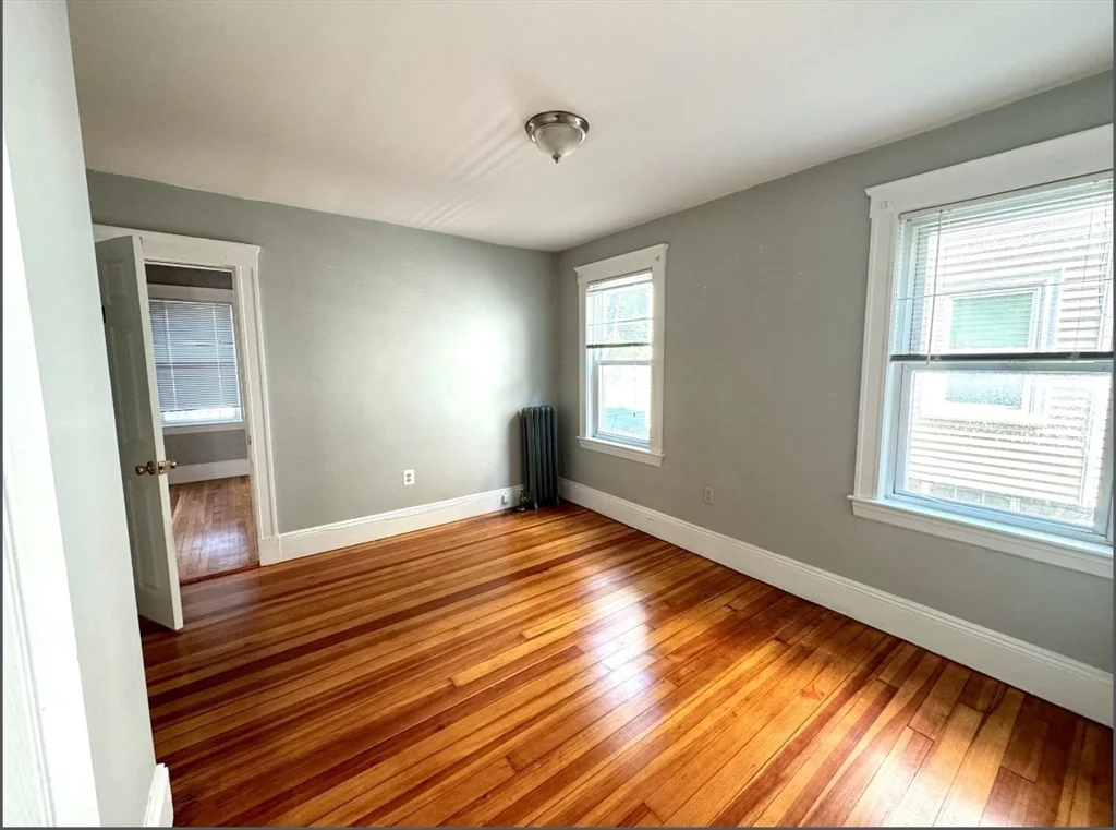 250 Hyde Park Ave, Jamaica Plain