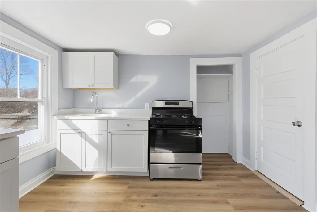 48 Walker St, Falmouth (village)