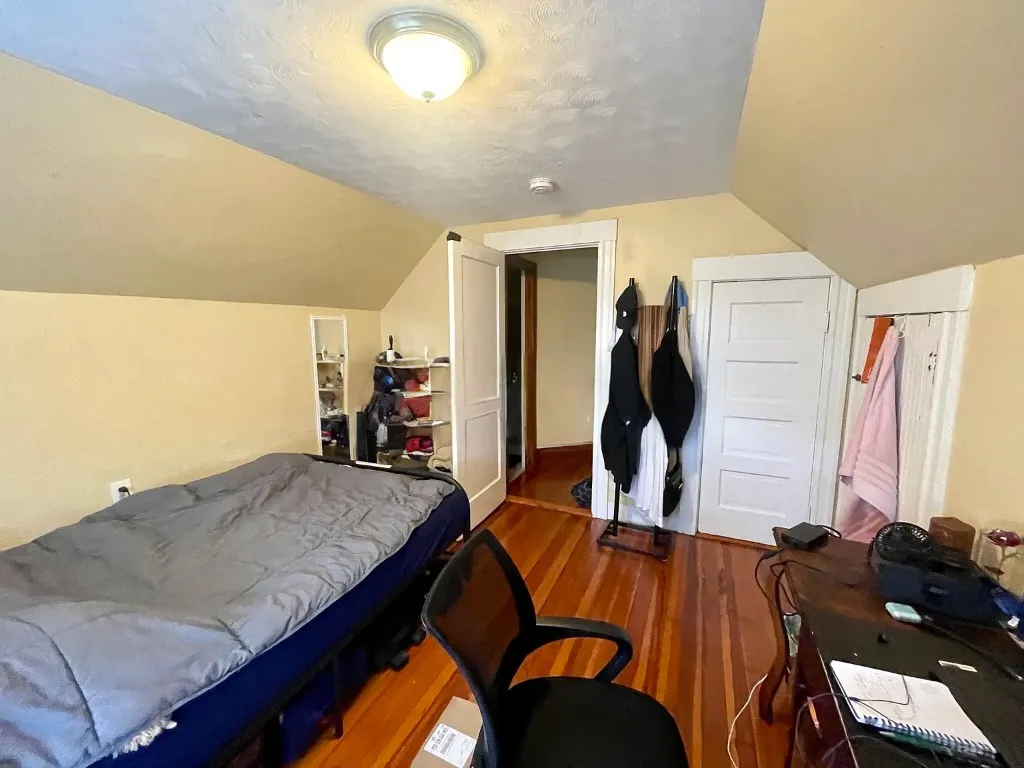 123 Winthrop St, Medford