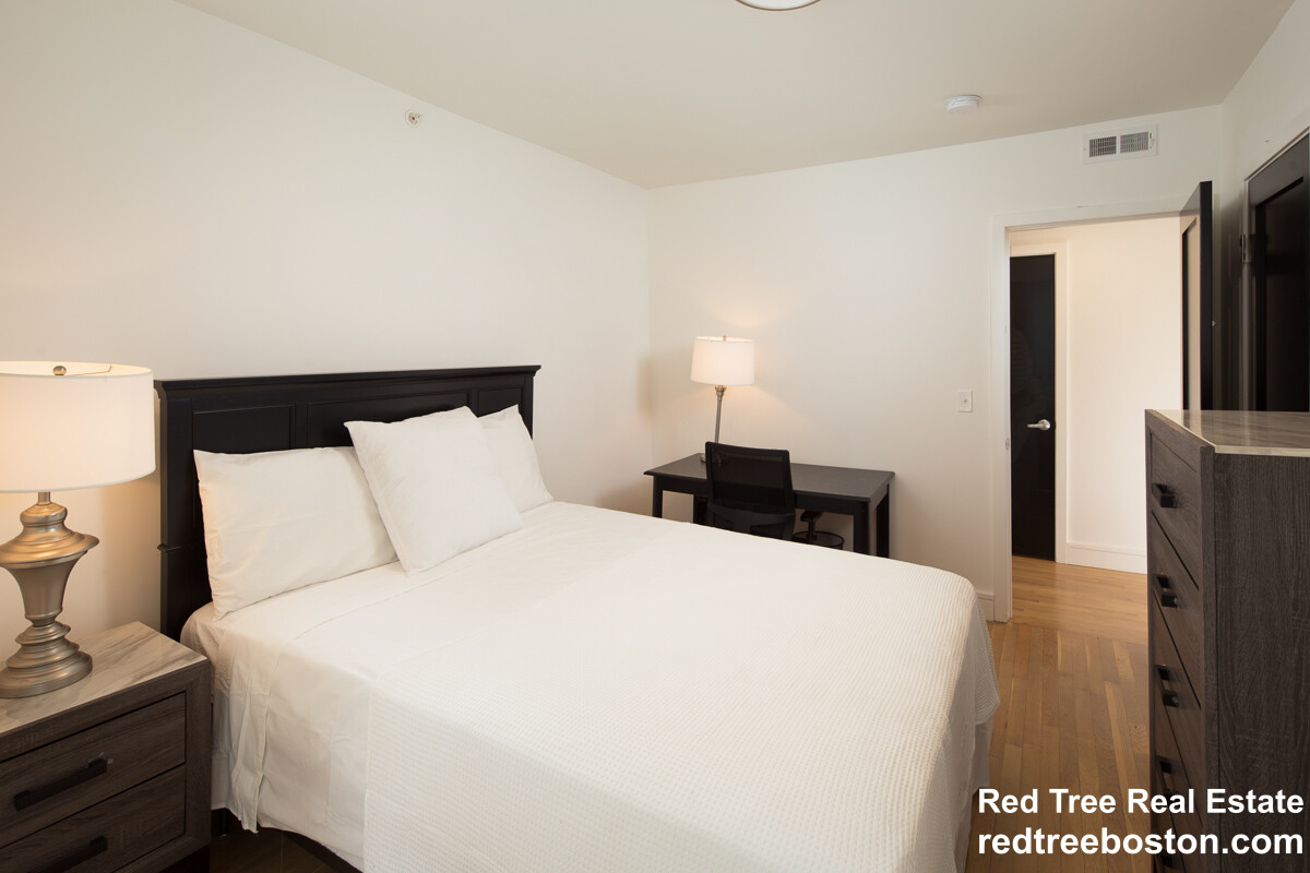 92 Brown St, South Side