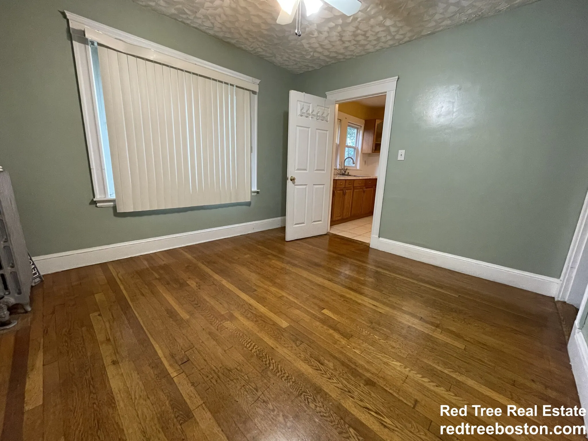 42 Day St, Jamaica Plain