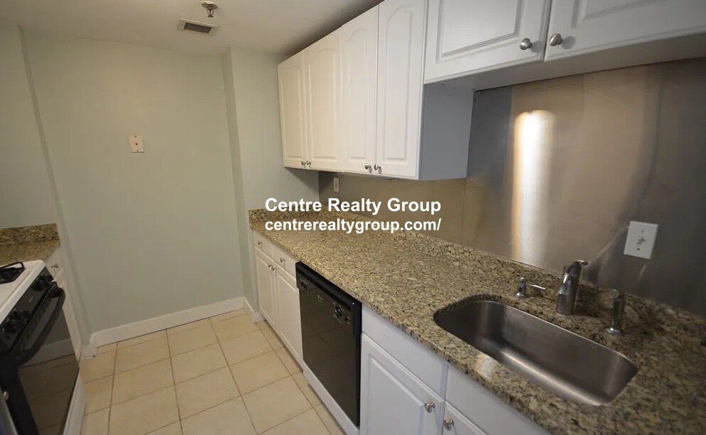 15 North Beacon St, Allston