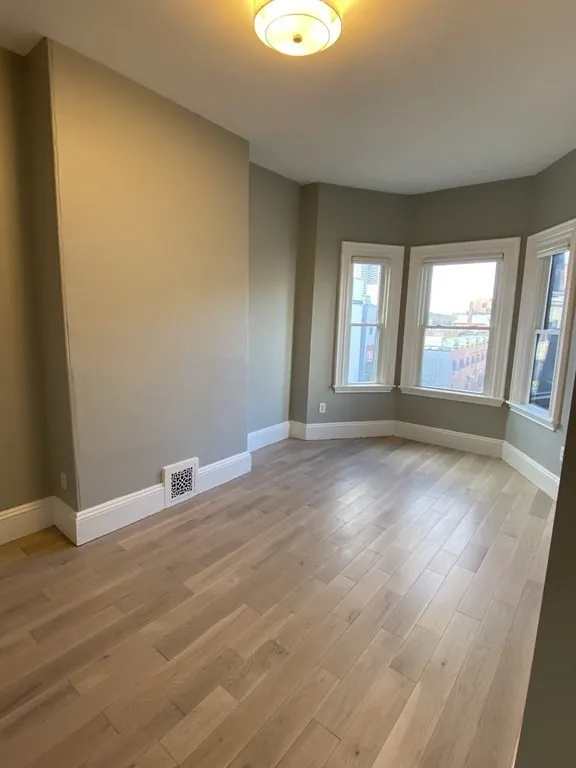 1 Wigglesworth St, Mission Hill