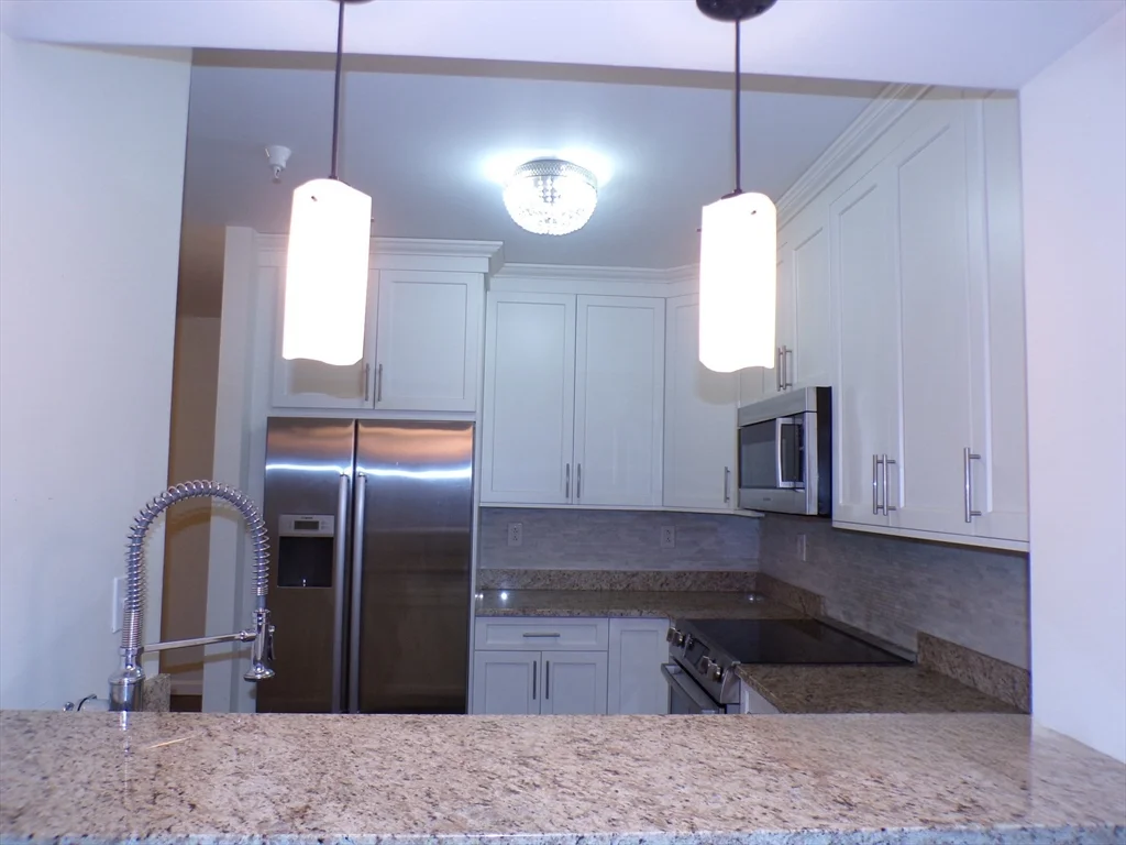 1 Cityview Ln, Quincy