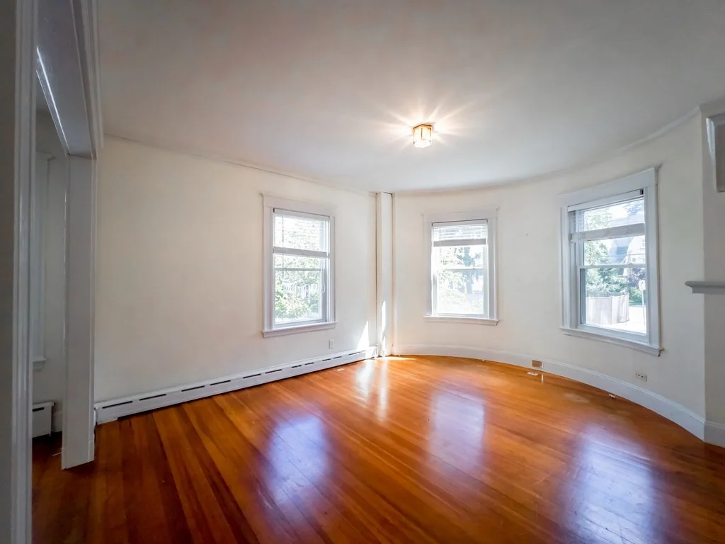 67 Hampstead Rd, Jamaica Plain