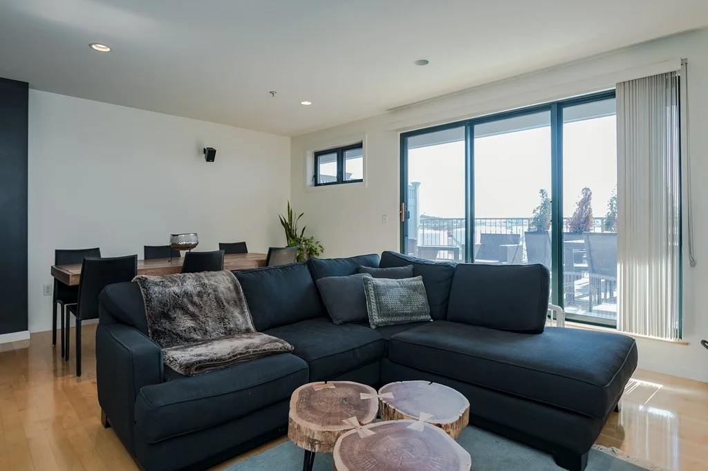 210 Broadway, Everett