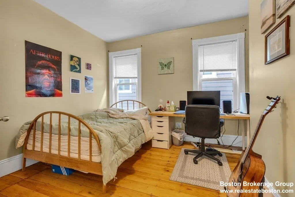 180 Saint Alphonsus St, Mission Hill