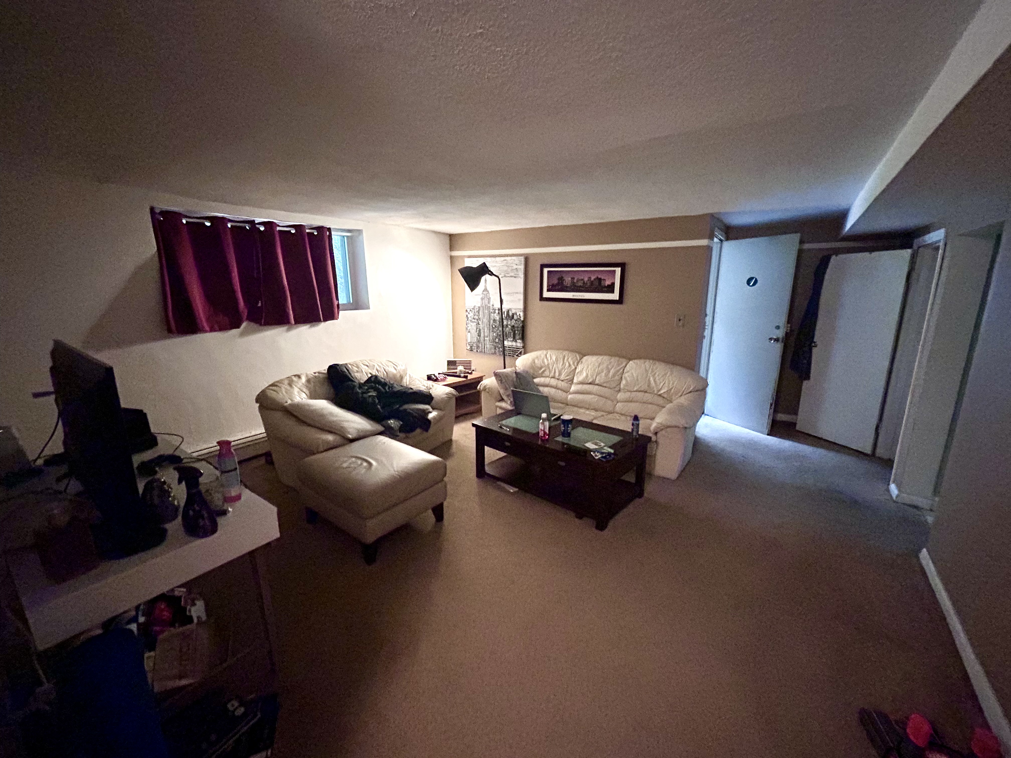 33 Westgate Rd, Chestnut Hill