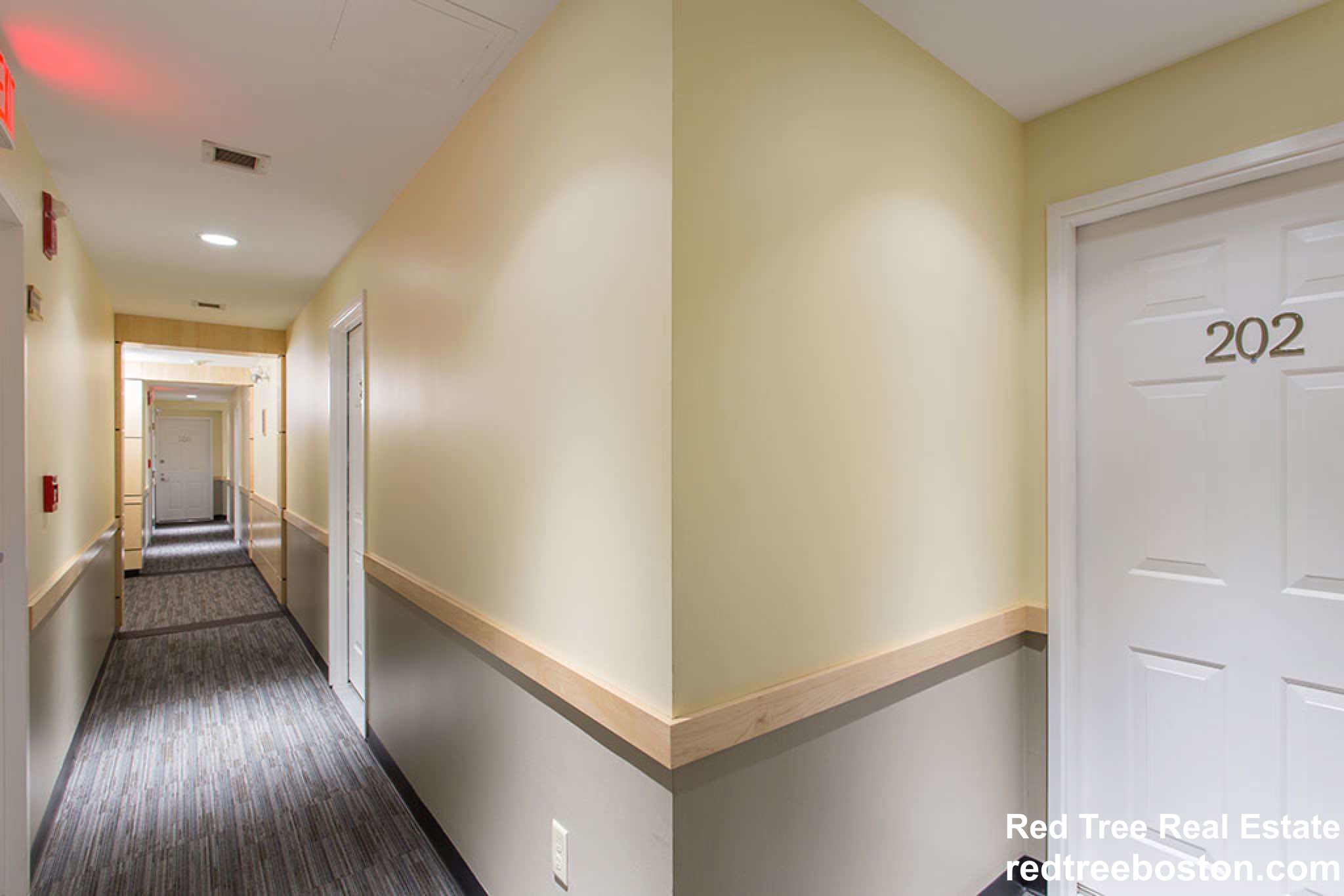 100 Jersey St, Fenway