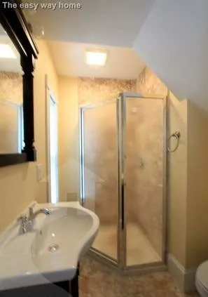 6 White Street Pl, North Cambridge