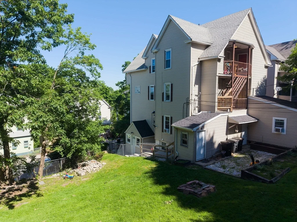 61 Rodney St, Worcester