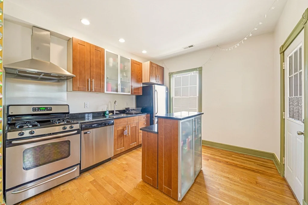 12-14 Everett St, Allston