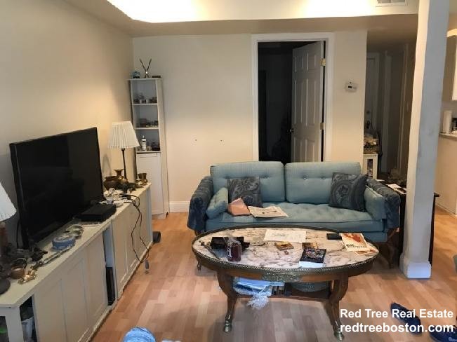 12 Dean Rd, Brookline