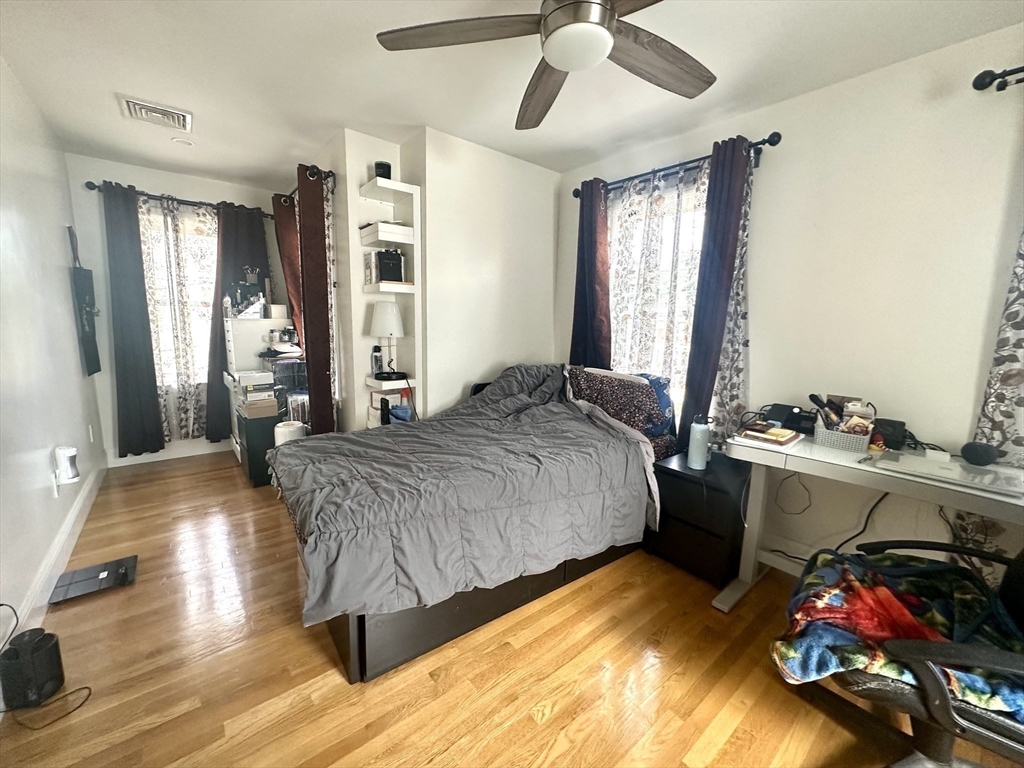 62 Antwerp, Brighton