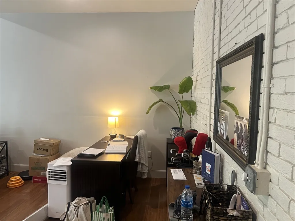 33 3rd Ave, Charlestown