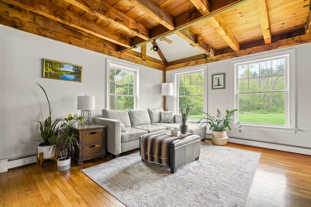 50 Mill Ln, Cohasset