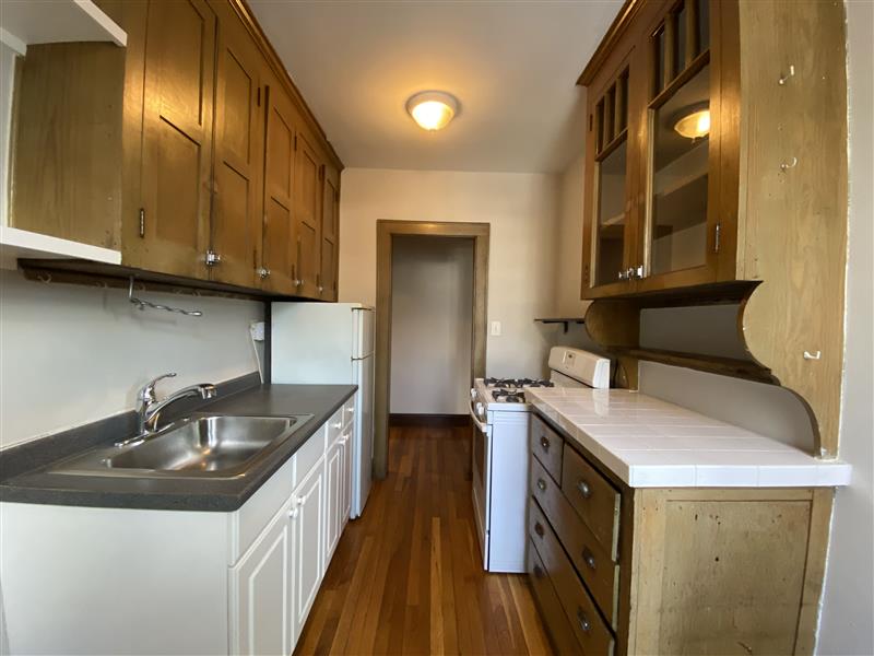 119 College Ave, Powder House Square