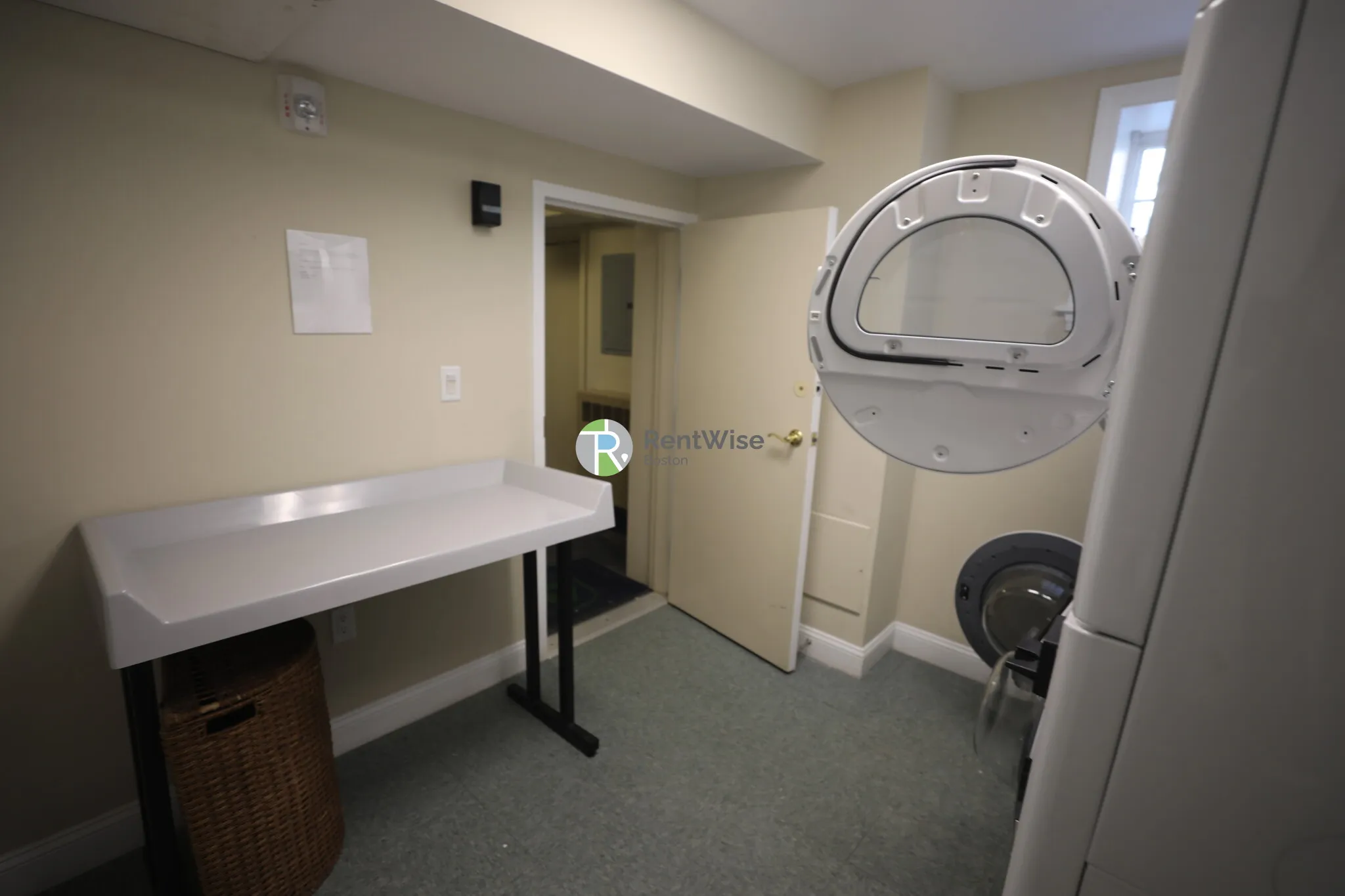 55 Langdon St, Neighborhood Nine