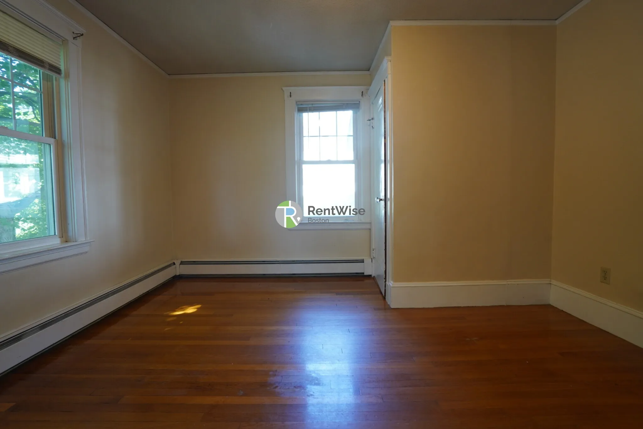 467 Washington St, Brighton